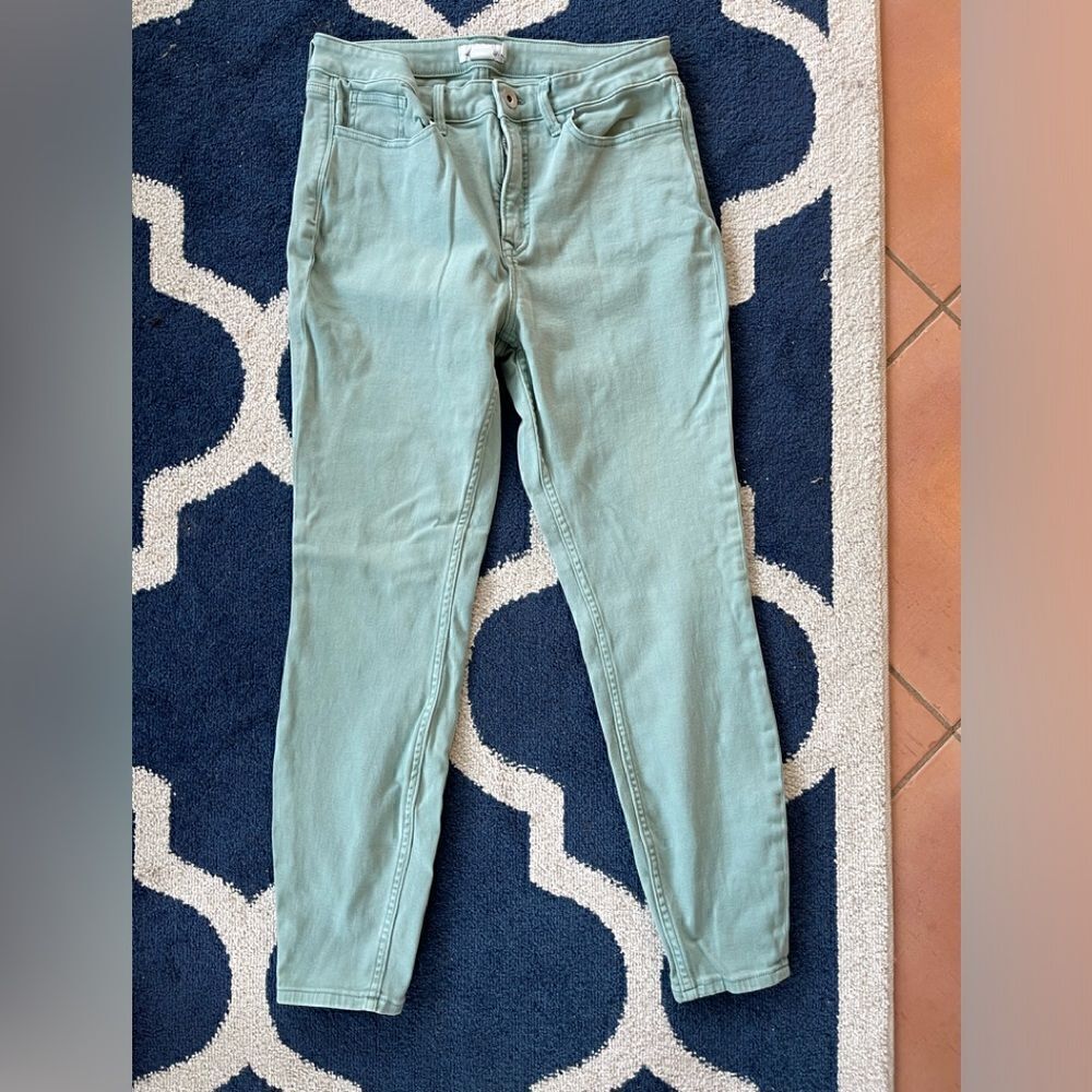 Vineyard Vines green denim skinny jeans, pants, women’s 30.